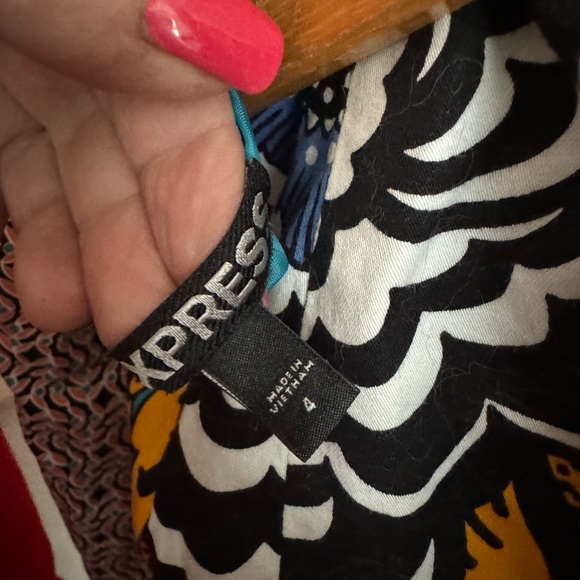 Worn once SKIRT size 4 so CUTE - Picture 7 of 7